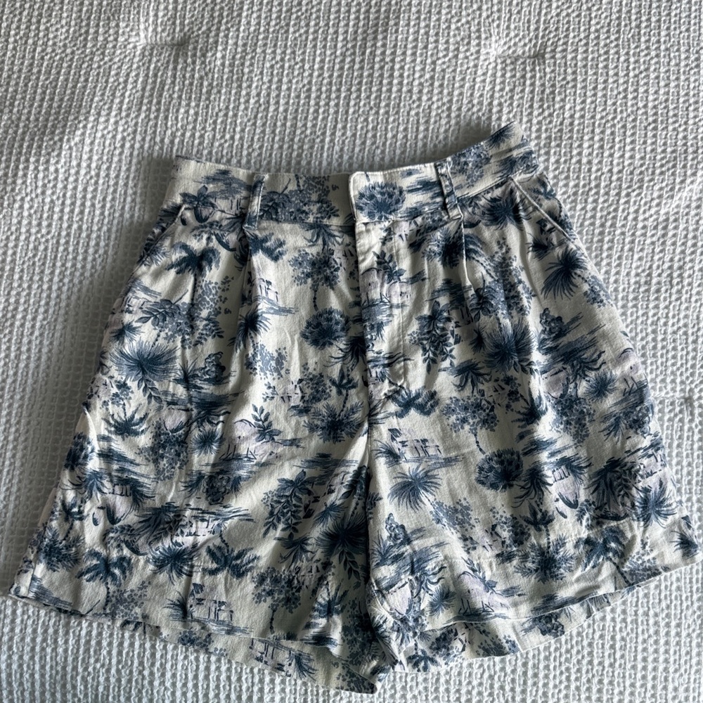 Abercrombie & Fitch Linen Tropical Print Women's Shorts Size Small White, Purple